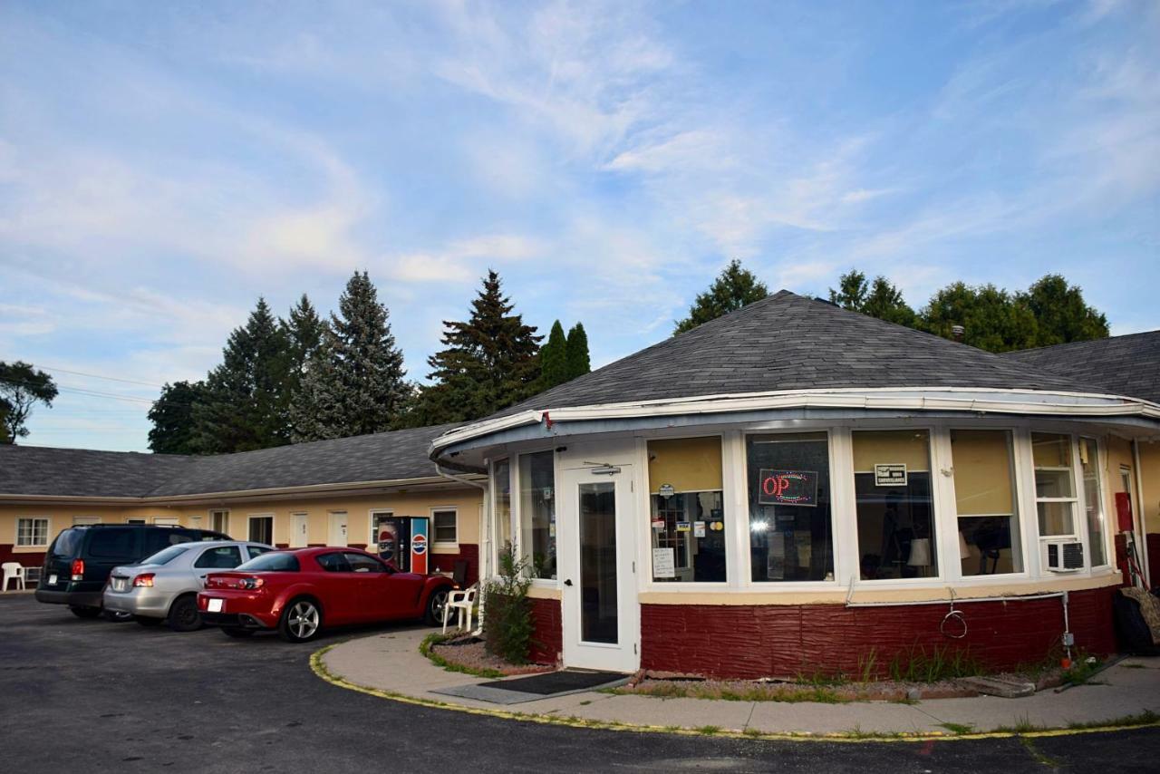 Kent Motel Chatham-Kent Экстерьер фото